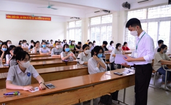 Hà Nội: Trường THPT chuyên đầu tiên công bố điểm chuẩn vào lớp 10