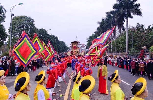 Tưng bừng khai hội đền Hai Bà Trưng Xuân Quý Mão 2023