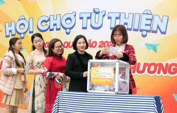 Học sinh chung tay gây quỹ xây dựng cầu