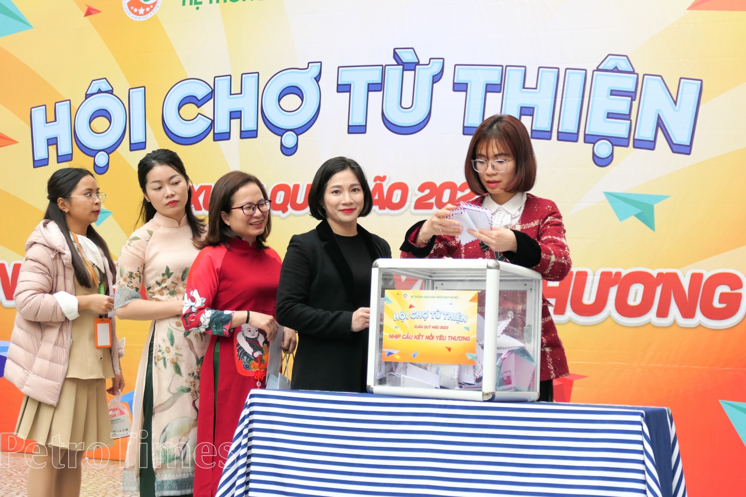 Học sinh chung tay lan toả yêu thương, gây quỹ xây dựng cầu