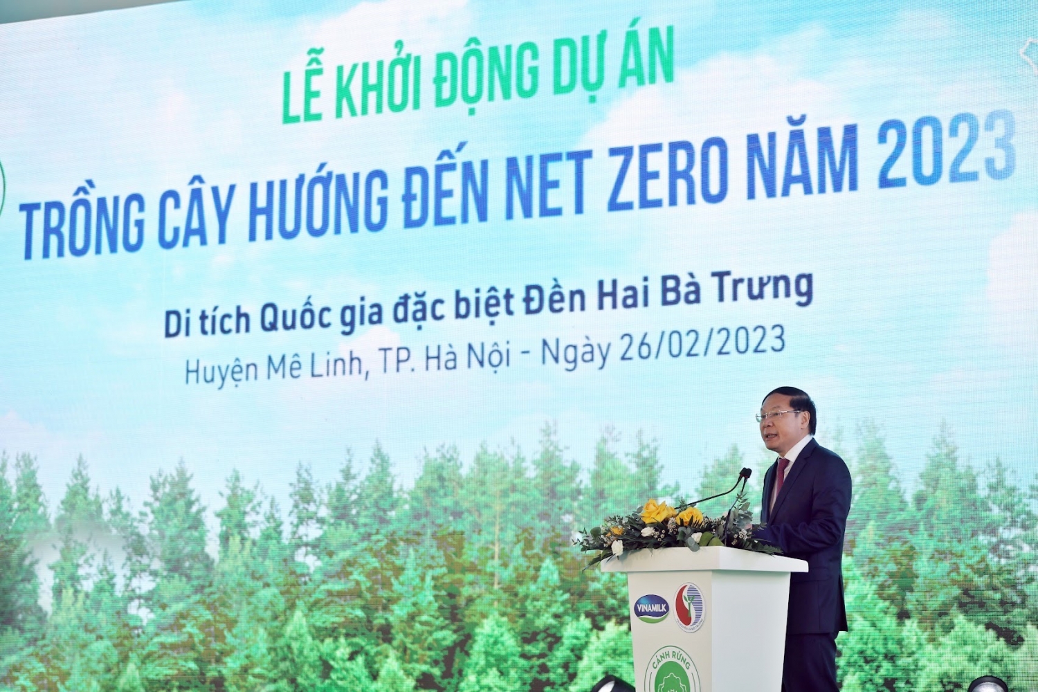 Thúc đẩy mục tiêu Net Zero Carbon năm 2050, Vinamilk khởi động dự án trồng cây tại Hà Nội