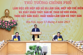 Tập trung tháo gỡ khó khăn, thúc đẩy sản xuất, xuất khẩu lâm sản và thuỷ sản