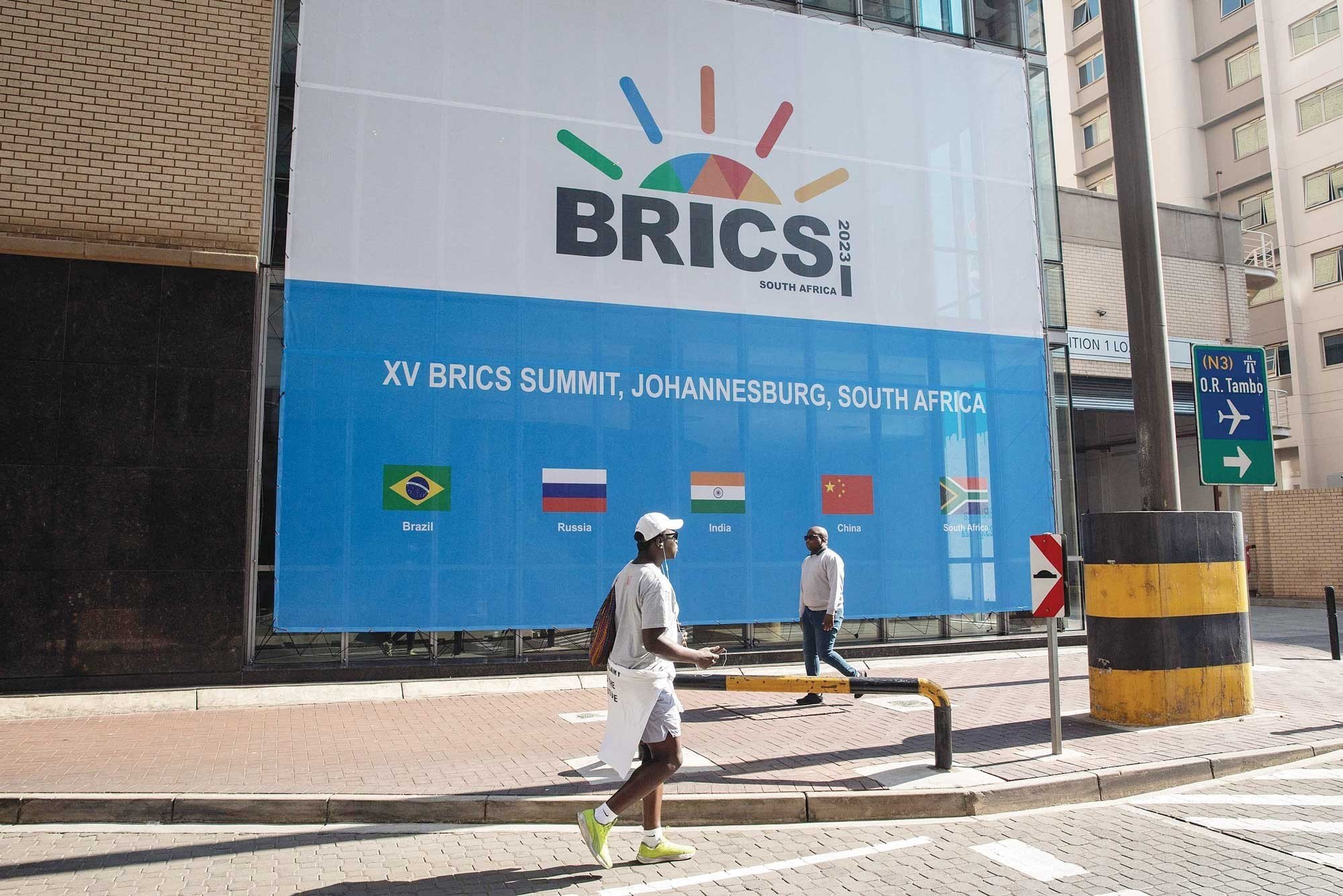 BRICS 15: Nỗ lực mở rộng tầm ảnh hưởng trong một thế giới đầy biến động