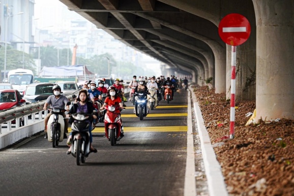 Hà Nội tổ chức giao thông một chiều trên tuyến đường tạm Nguyễn Xiển