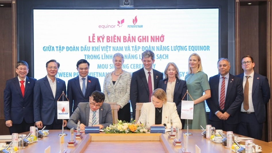 [PetroTimesTV] Petrovietnam thúc đẩy hợp tác phát triển năng lượng sạch với Equinor (Nauy)