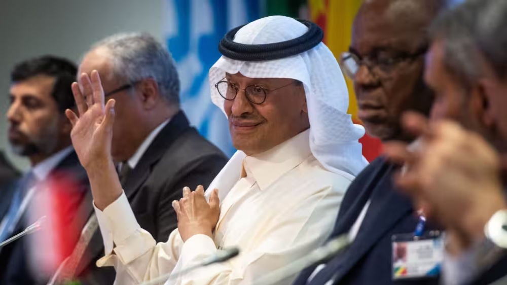 OPEC+ cân nhắc cắt giảm sản lượng dầu thêm 1 triệu thùng/ngày
