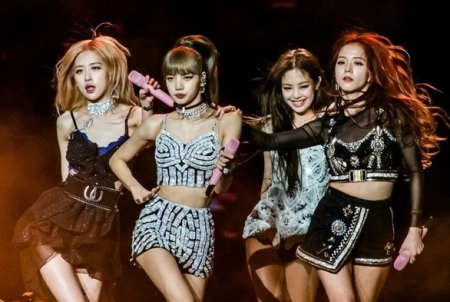 BlackPink tiếp tục gia hạn hợp đồng với công ty chủ quản