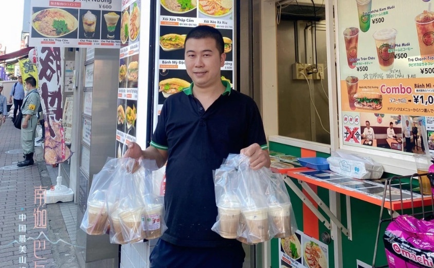 Khởi nghiệp với xe chè nhỏ, vợ chồng Việt làm chủ 4 quán ăn ở Nhật Bản