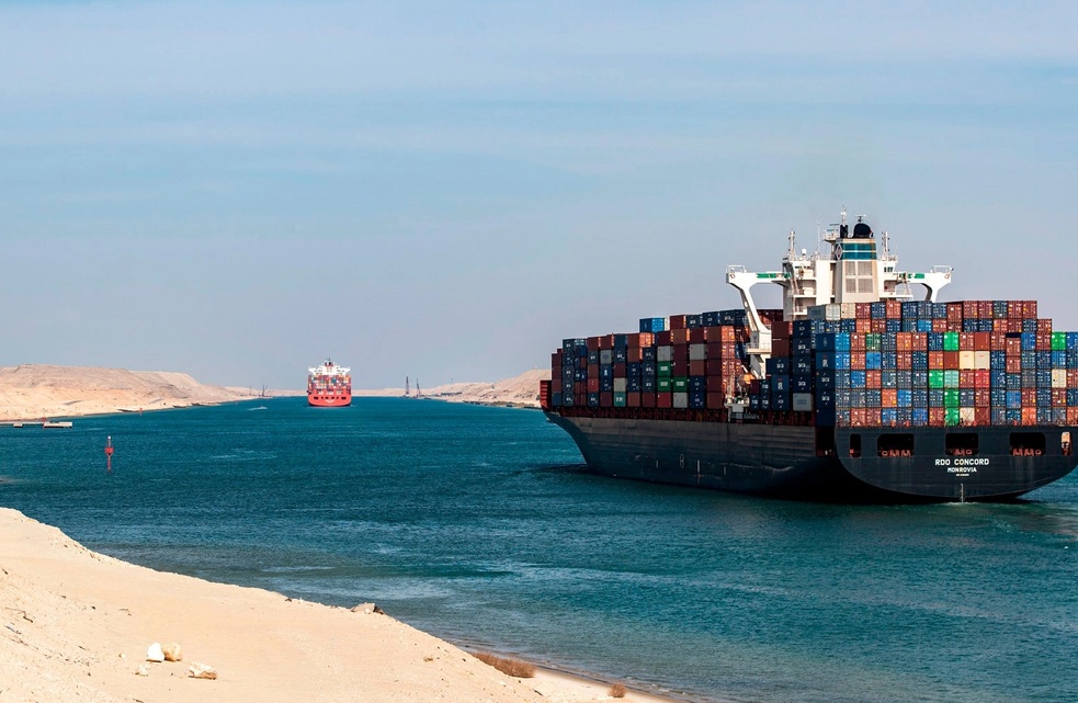 Khủng hoảng tại kênh đào Suez đe dọa kinh tế toàn cầu