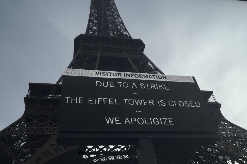 Tháp Eiffel ở Pháp tạm đóng cửa - 1