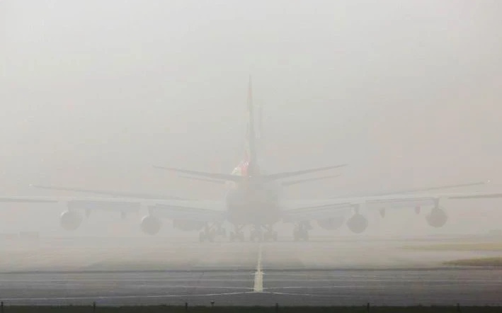 Ấn Độ: Giao thông hàng không gián đoạn nhiều ngày liên tiếp do sương mù dày đặc
