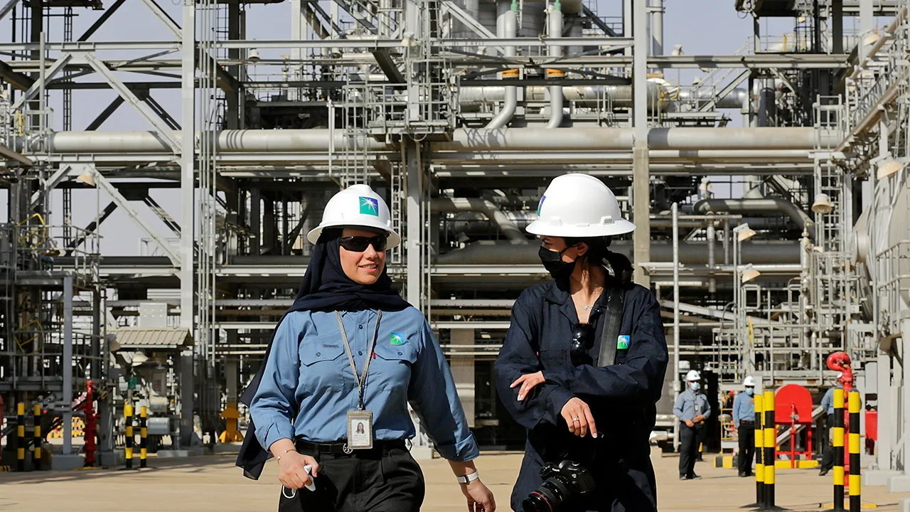 Aramco - “Người khổng lồ” trong thế giới dầu mỏ