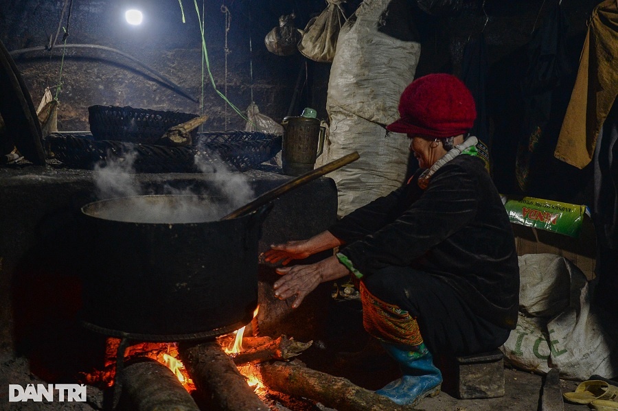 Cuộc sống của người dân vùng núi Mẫu Sơn trong những ngày lạnh thấu xương