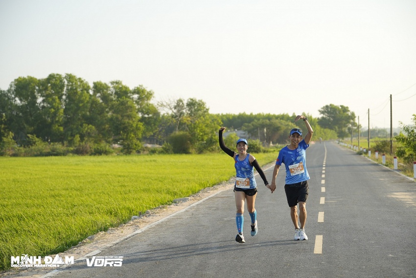 Hơn 2.000 VĐV tham gia chinh phục đường chạy Minh Đạm Discovery Marathon 2024