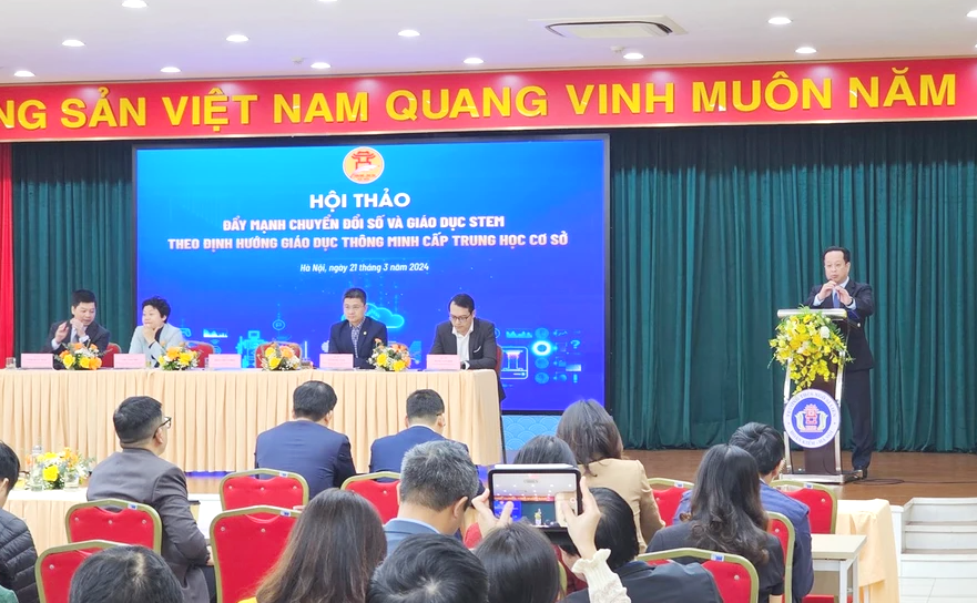 Hà Nội: Đẩy mạnh chuyển đổi số và giáo dục STEM