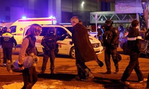 Tấn công đẫm máu tại buổi hòa nhạc ở Moscow, nhiều người thương vong