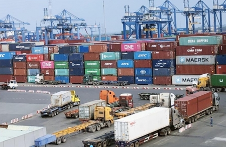 Tin tức kinh tế ngày 14/4: Thu ngân sách từ xuất nhập khẩu giảm gần 5%