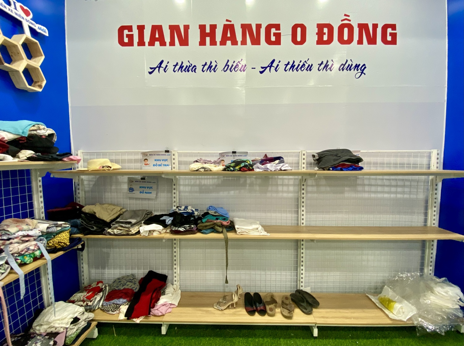 Có một “Gian hàng 0 đồng” ở Bến xe Miền Đông