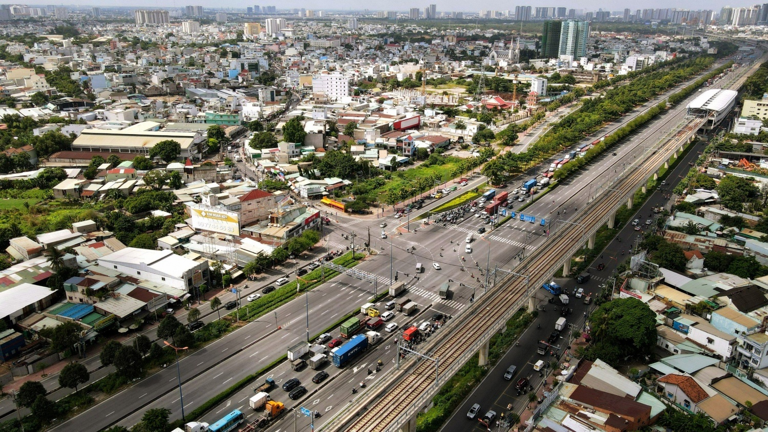 [Chùm ảnh] 14km đường Vành đai 2 TP HCM nhiều năm chưa được khép kín