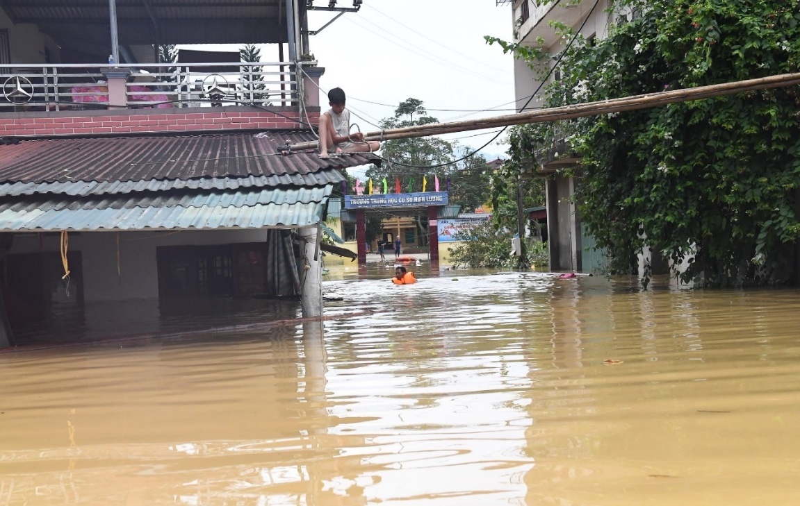 Người dân Đà Nẵng đóng góp hơn 5,3 tỷ đồng ủng hộ các tỉnh phía Bắc khắc phục hậu quả thiên tai