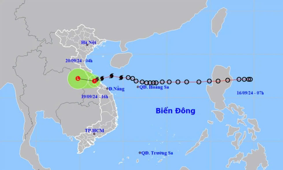 Vị trí và hướng di chuyển của áp thấp nhiệt đới (suy yếu từ bão số 4).