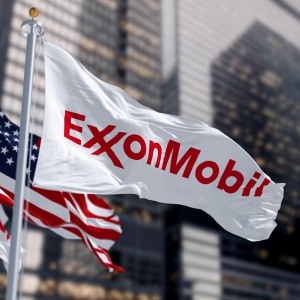 ExxonMobil dính vào vụ kiện lịch sử về rác thải nhựa