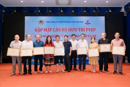 PVEP gặp mặt cán bộ hưu trí nhân Ngày Quốc tế Người cao tuổi