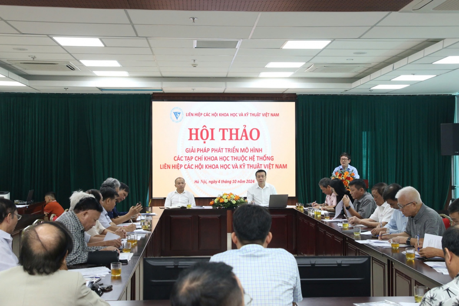 Giải pháp phát triển mô hình các tạp chí khoa học