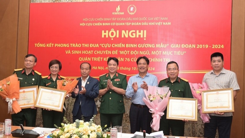 [PetroTimesTV] Hội CCB Cơ quan Tập đoàn tổng kết 5 năm phong trào thi đua "Cựu chiến binh gương mẫu"