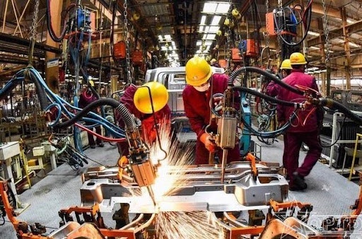 Dự báo 2 kịch bản tăng trưởng GDP về đích năm 2024