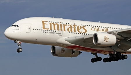 Bị hoãn giao máy bay, Emirates “đàm phán nghiêm túc” với Boeing