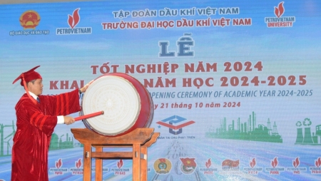 PVU tưng bừng khai giảng năm học mới 2024-2025