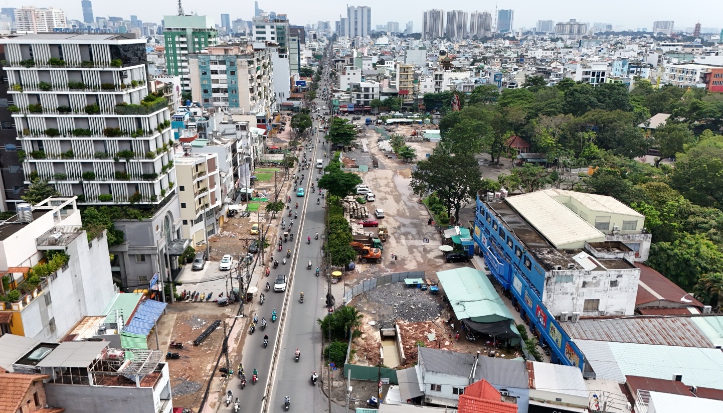 [Chùm ảnh] Dự án Metro số 2 sau 7 tháng di dời hạ tầng kỹ thuật