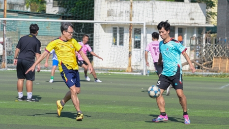 Sôi nổi Giải bóng đá Cúp Tứ Hùng do Đoàn Thanh niên Cơ quan Tập đoàn Dầu khí Việt Nam tổ chức