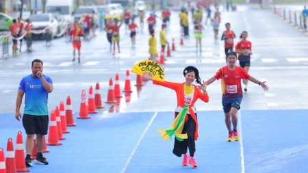 [Chùm ảnh] Những khoảnh khắc ấn tượng tại Giải Marathon Cà Mau 2024 - Cup Petrovietnam