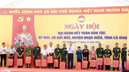 Nhiều hoạt động ý nghĩa của Tổng Bí thư Tô Lâm tại Đất Mũi