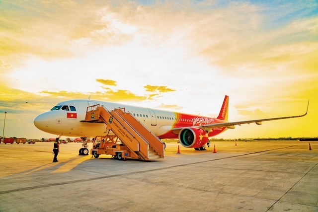 cung chuyen bay xanh vietjet du lich voi gia ve may bay giam 70