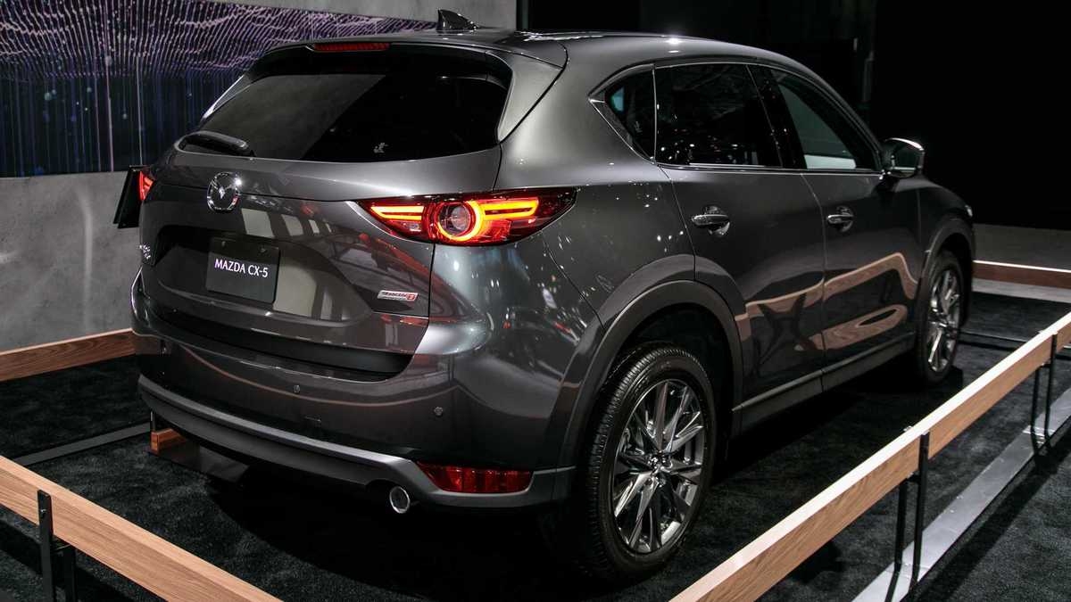 mazda cx 5 2019 them lua chon may dau