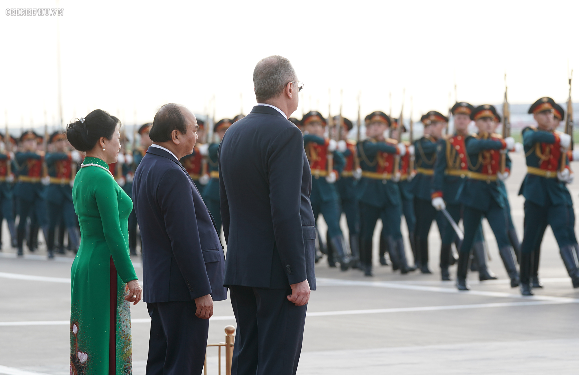 le don chinh thuc thu tuong nguyen xuan phuc tai thu do moscow nga