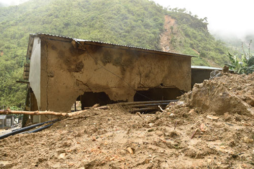 chum anh pho thu tuong trinh dinh dung chi dao khac phuc hau qua thien tai tai lai chau