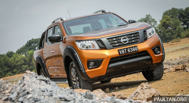 nissan navara them phien ban cao cap vl plus chot gia 29300 usd