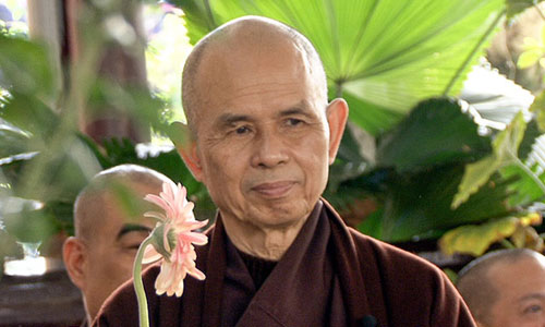 thien su thich nhat hanh trong mat truyen thong quoc te