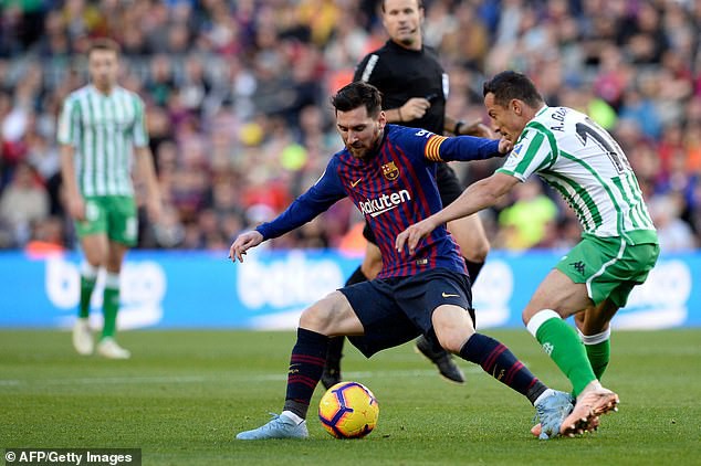 messi lap cu dup barcelona van thua soc betis