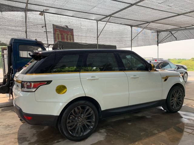 Sau 1 tháng cai nghiện bắt buộc, Huấn “hoa hồng” bán Range Rover tiền tỷ