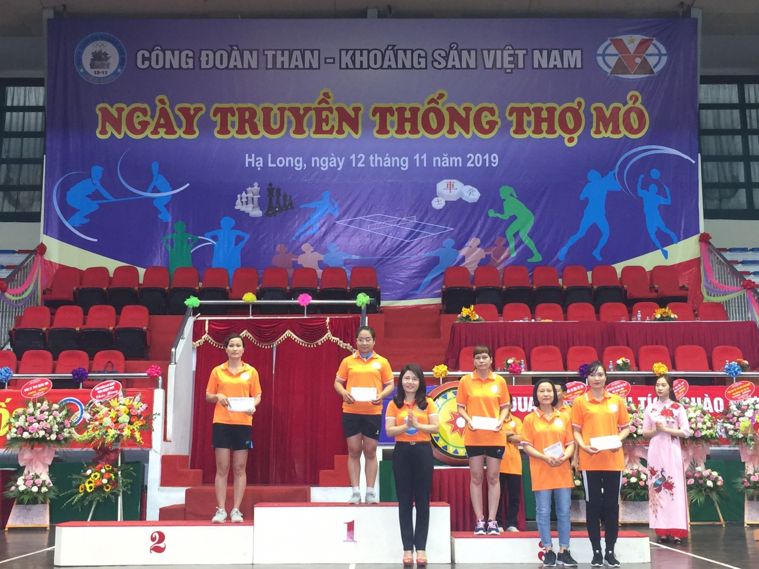 quacontrol gianh nhieu thanh tich trong ngay truyen thong tho mo nam 2019