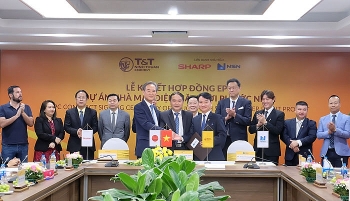 Lễ ký kết hợp đồng EPC dự án nhà máy điện mặt trời Phước Ninh