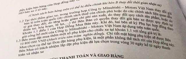 can trong chieu tro nhan vien ban o to gai trong hop dong