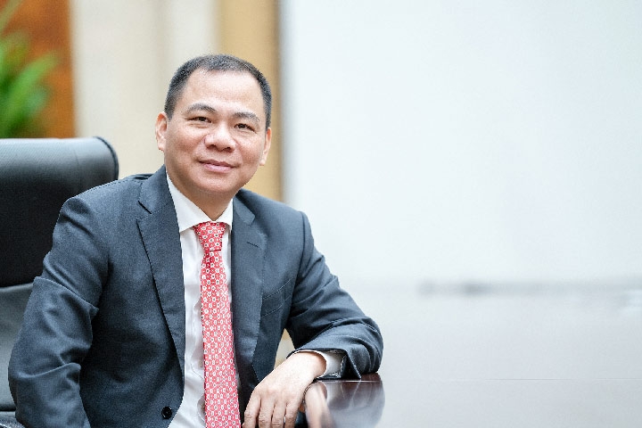 ong-pham-nhat-vuong-ty-phu-viet-nam-duy-nhat-trong-bang-vang-chong-dich-cua-forbes-2