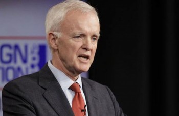 Bob Kerrey nói không từ chức Chủ tịch ĐH Fulbright Việt Nam