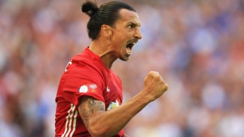 Mourinho chốt thời gian Ibrahimovic chơi bóng ở Man Utd